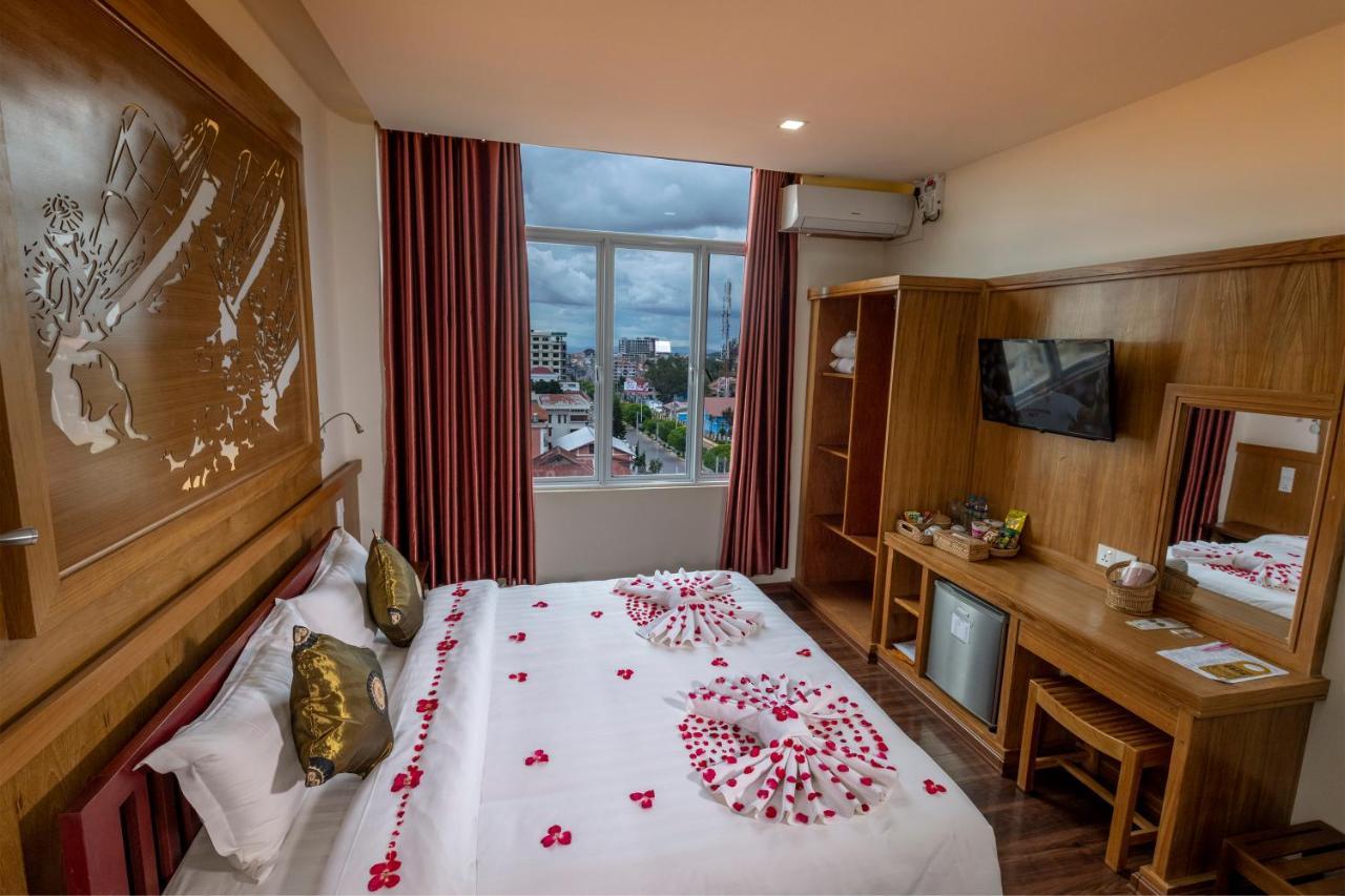 Uct Taunggyi Hotel Buitenkant foto