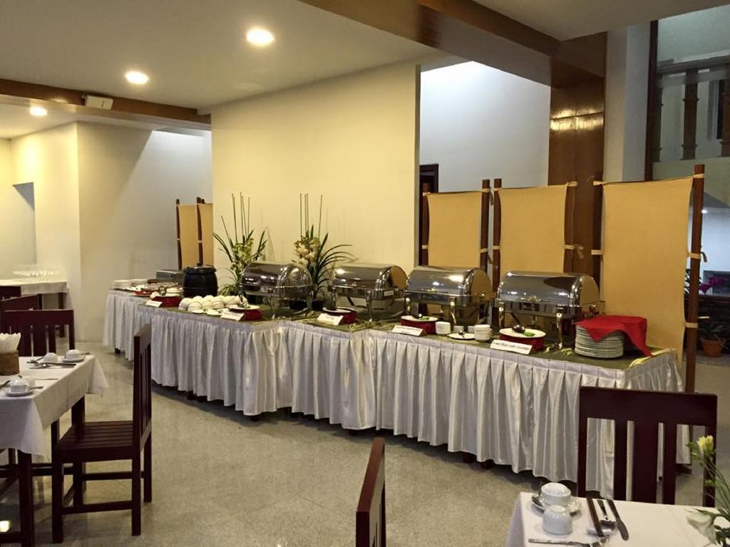 Uct Taunggyi Hotel Buitenkant foto