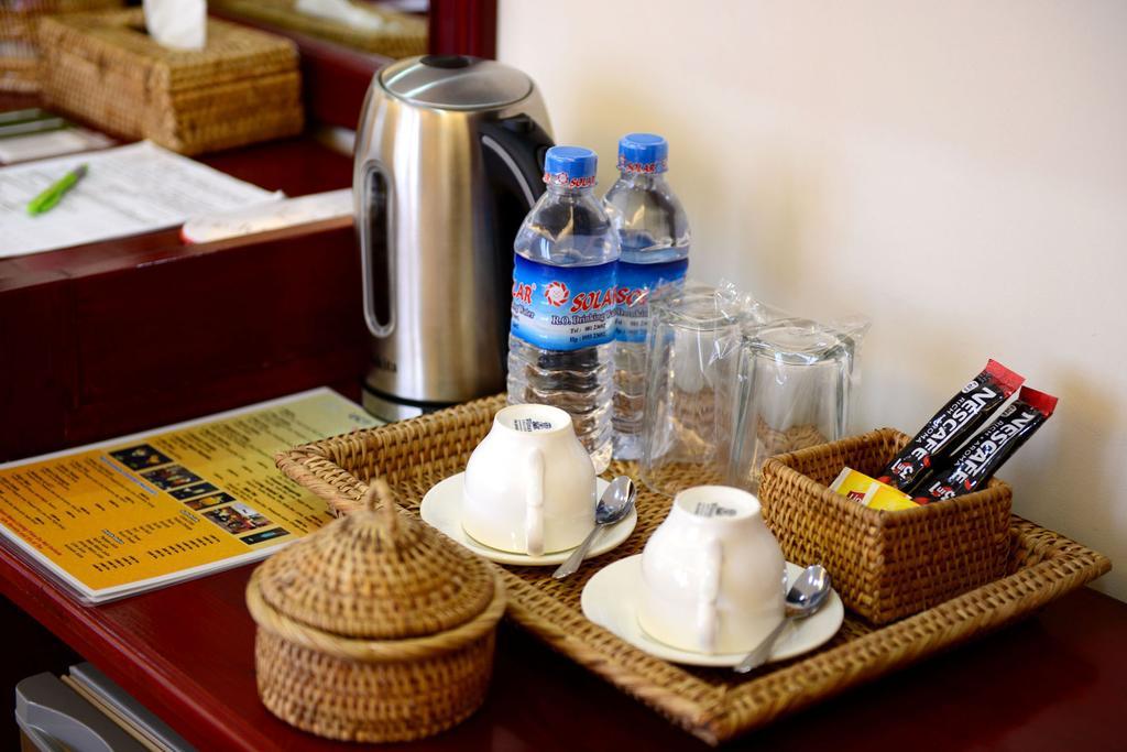 Uct Taunggyi Hotel Buitenkant foto