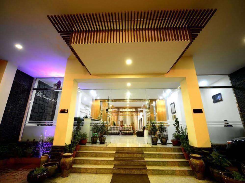 Uct Taunggyi Hotel Buitenkant foto